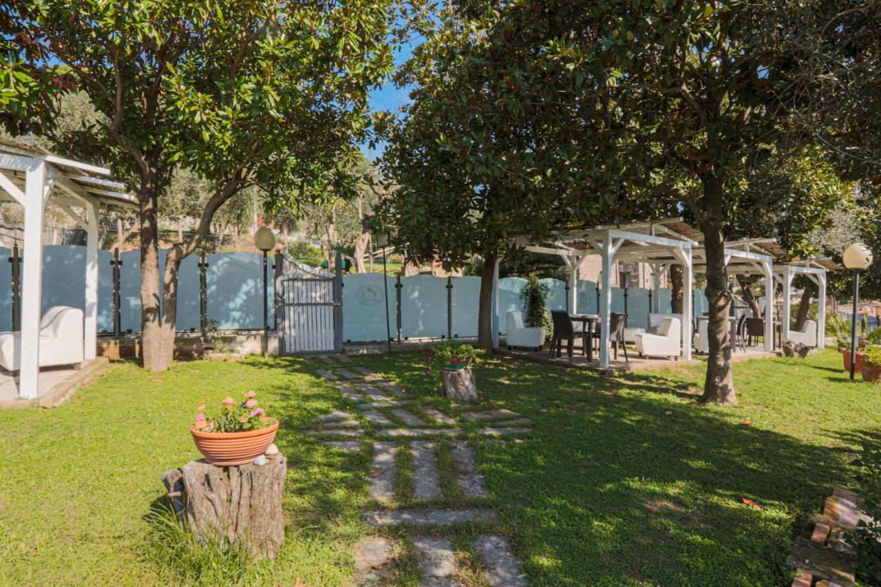Relais Il Frantoio Aparthotel Маса Лубрензе Екстериор снимка